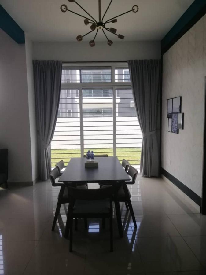 Johor Desaru Beach Bungalow Villas Kangkar Chemaran Exterior foto