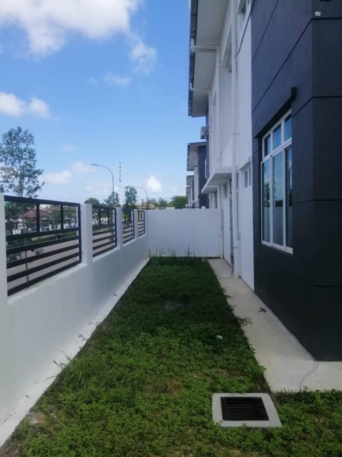 Johor Desaru Beach Bungalow Villas Kangkar Chemaran Exterior foto